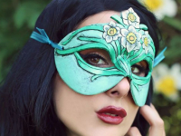 Mask of December